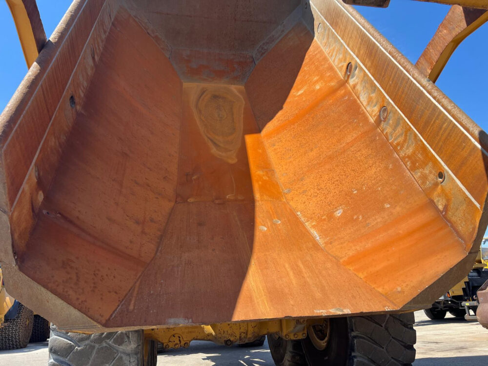 Caterpillar 745C 6×6 dumper