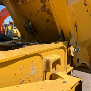 Caterpillar 745C 6×6 dumper