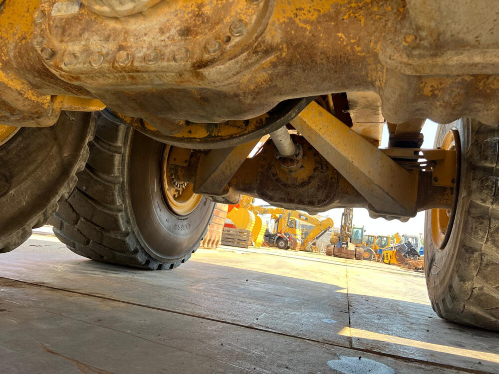 Caterpillar 745C 6×6 dumper
