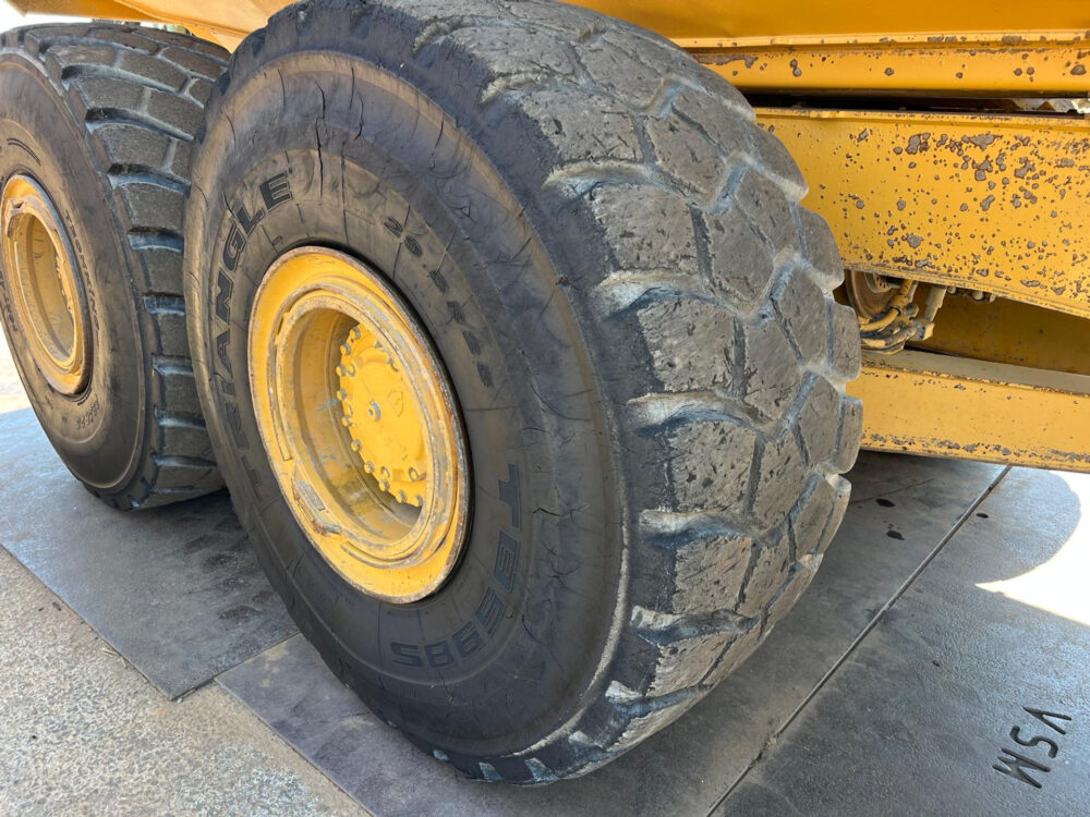 Caterpillar 745C 6×6 dumper