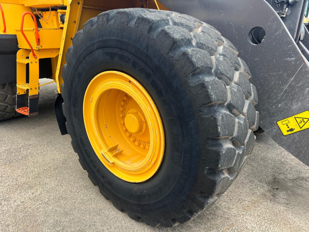 Volvo L180H wiellader
