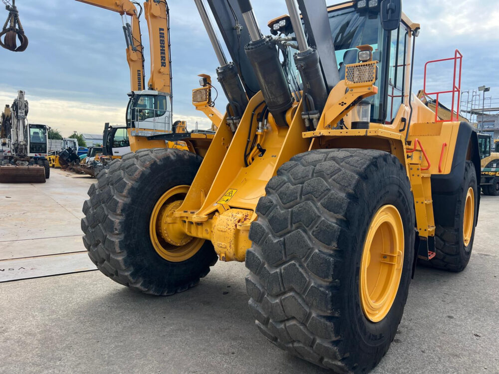 Volvo L180H wiellader