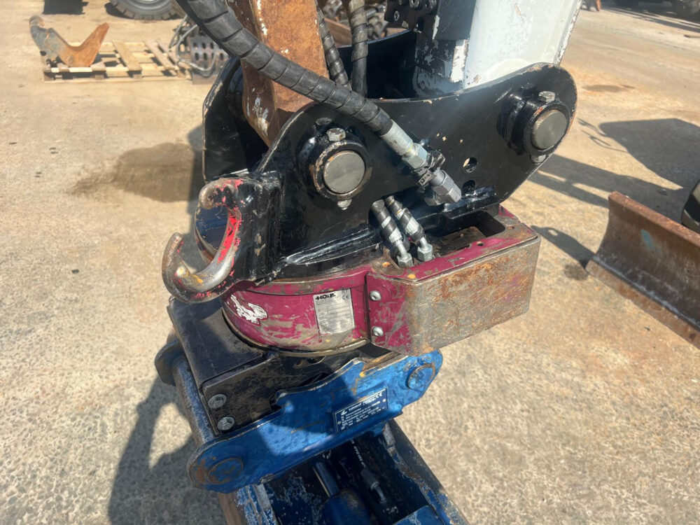 Takeuchi TB260 Mini rupsgraafmachine