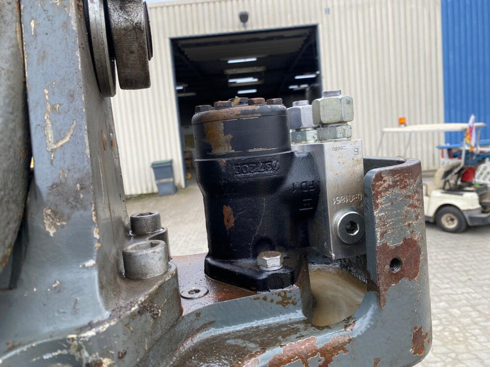 Liebherr GM 55B Poliepgrijper 600 liter