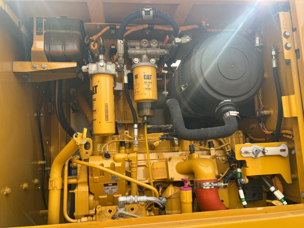 Caterpillar 140K grader