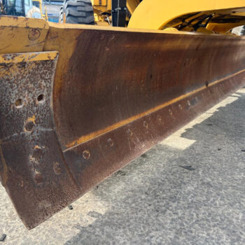 Caterpillar 140K grader