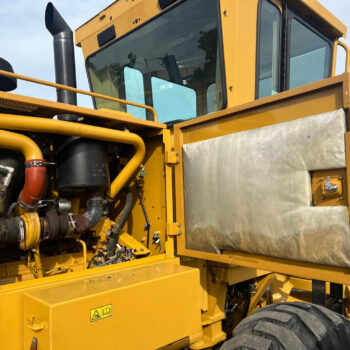 Caterpillar 140K grader