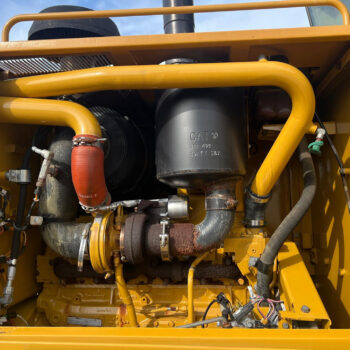 Caterpillar 140K grader