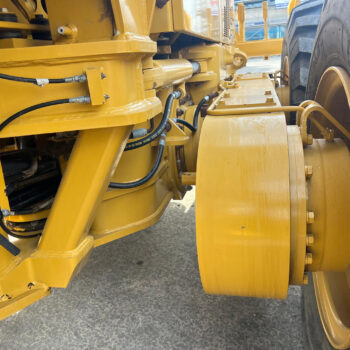 Caterpillar 140K grader