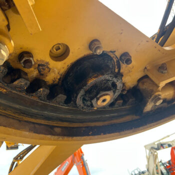 Caterpillar 140K grader