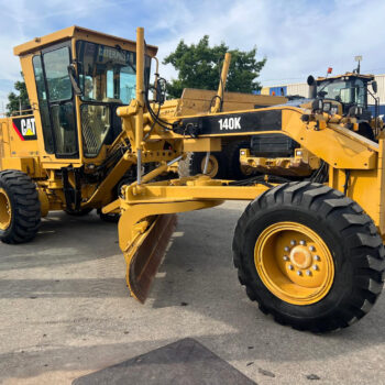 Caterpillar 140K grader