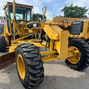 Caterpillar 140K grader