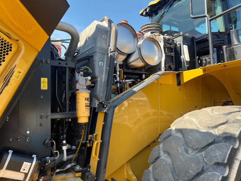 Caterpillar 966M wiellader