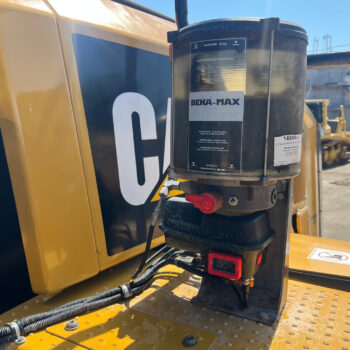 Caterpillar 966M wiellader
