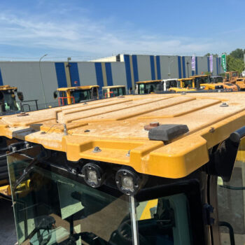 Caterpillar 966M wiellader