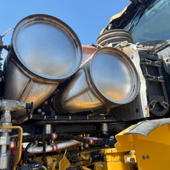 Caterpillar 966M wiellader