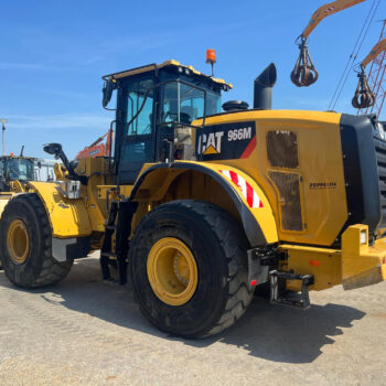 Caterpillar 966M wiellader