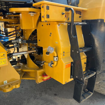 Caterpillar 966M wiellader