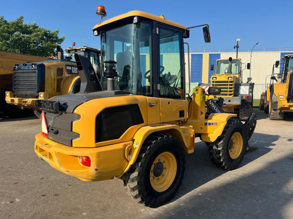 Volvo L30GS speeder wiellader AIRCON
