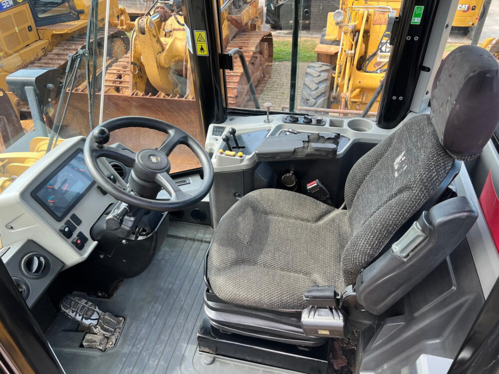 Caterpillar 950GC wiellader