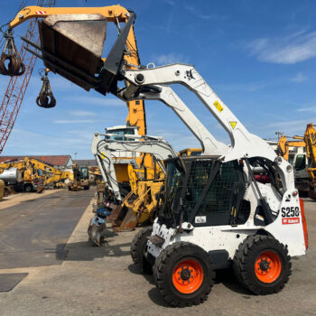Bobcat S250 schranklader AIRCON!!