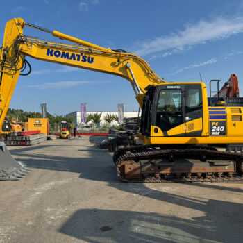 Komatsu PC 240 NLC-11 rupsgraafmachine
