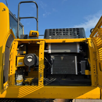 Komatsu PC 240 NLC-11 rupsgraafmachine