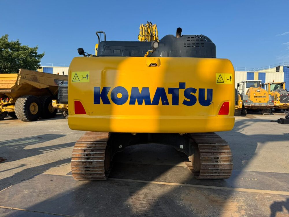 Komatsu PC 240 NLC-11 rupsgraafmachine