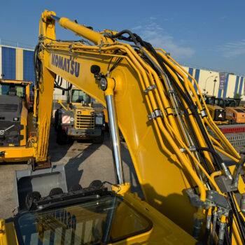 Komatsu PC 240 NLC-11 rupsgraafmachine