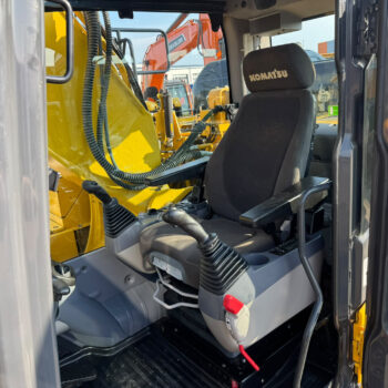 Komatsu PC 240 NLC-11 rupsgraafmachine
