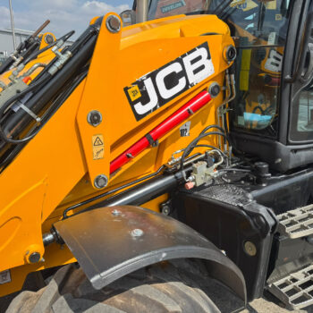 JCB 3CX easy control graaflaad combinati