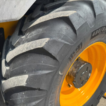 JCB 3CX easy control graaflaad combinati