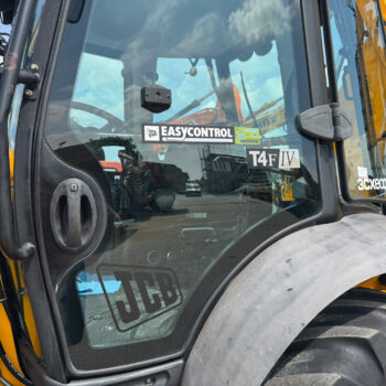 JCB 3CX easy control graaflaad combinati