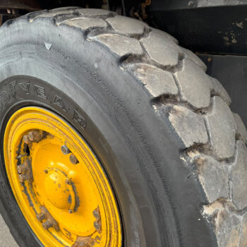 Komatsu HD405-7 dumper