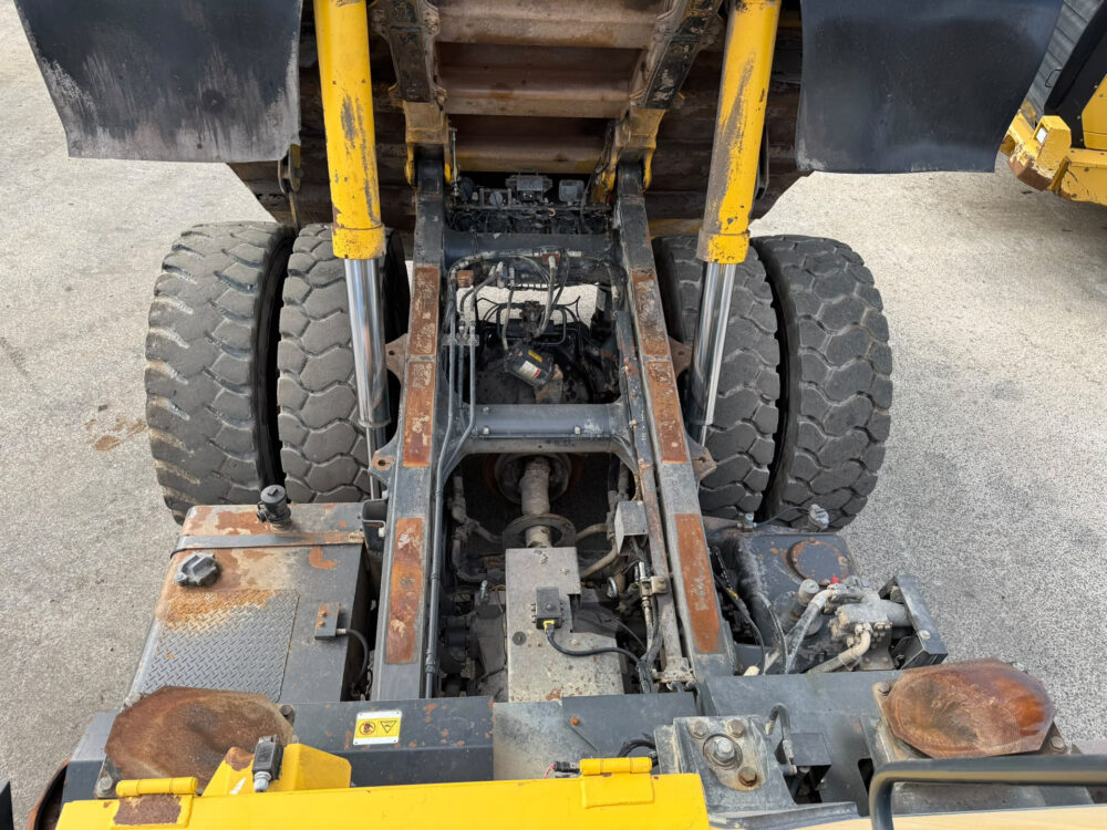 Komatsu HD405-7 dumper