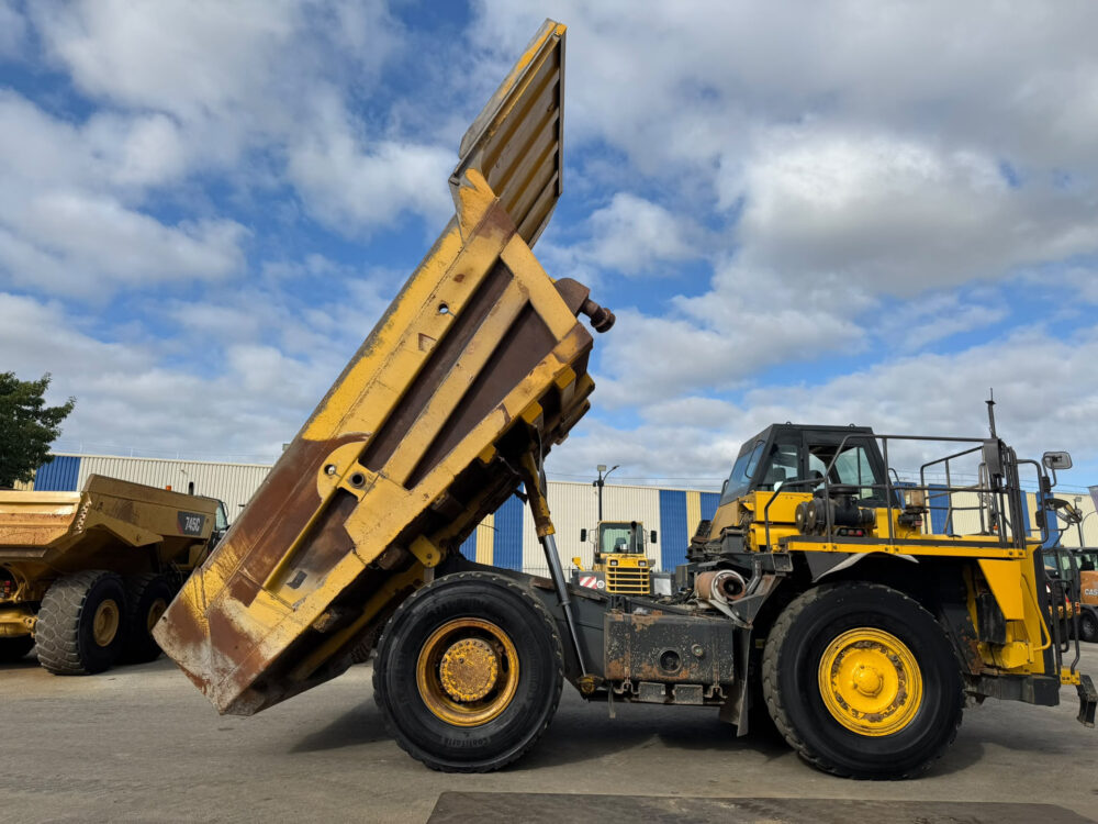 Komatsu HD405-7 dumper