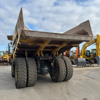 Komatsu HD405-7 dumper