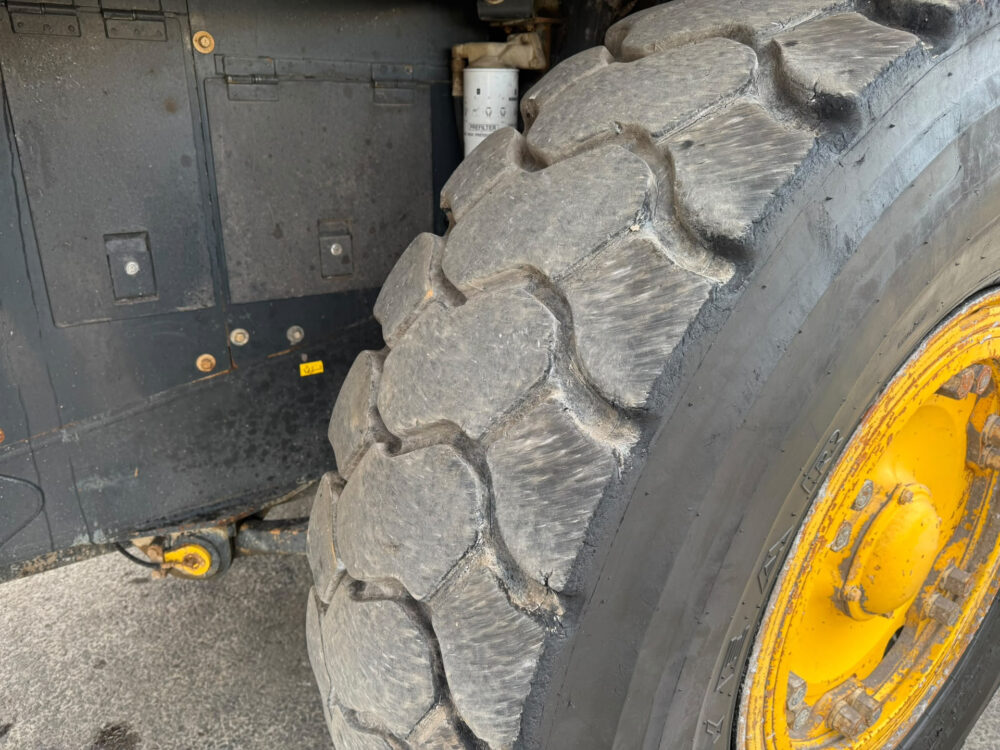 Komatsu HD405-7 dumper