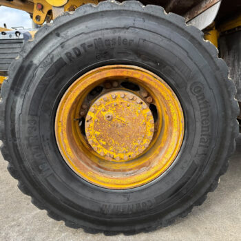 Komatsu HD405-7 dumper