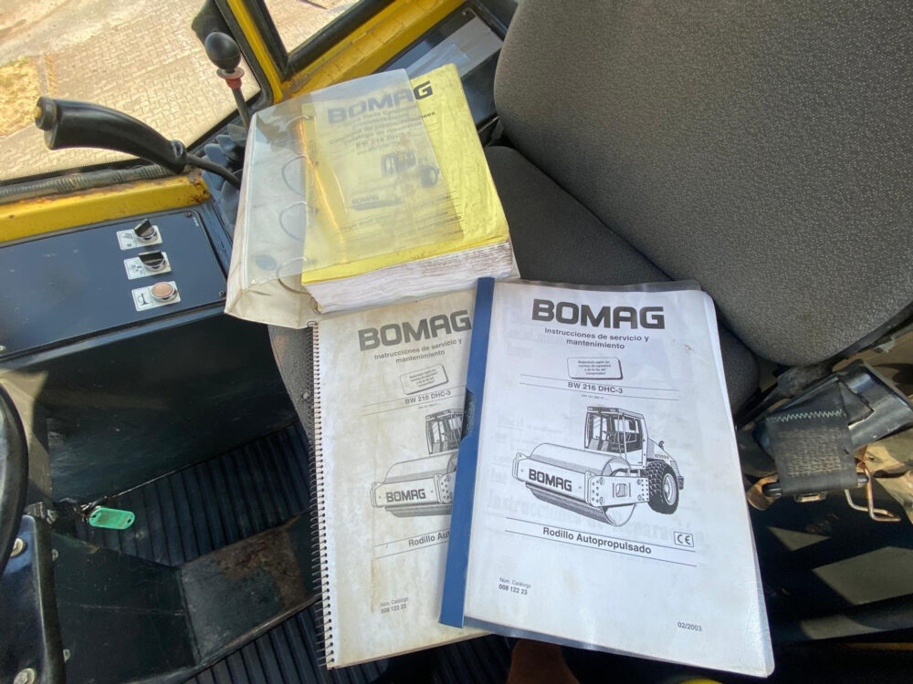 Bomag BW 216-D3 wals