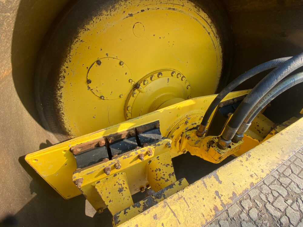 Bomag BW 216-D3 wals