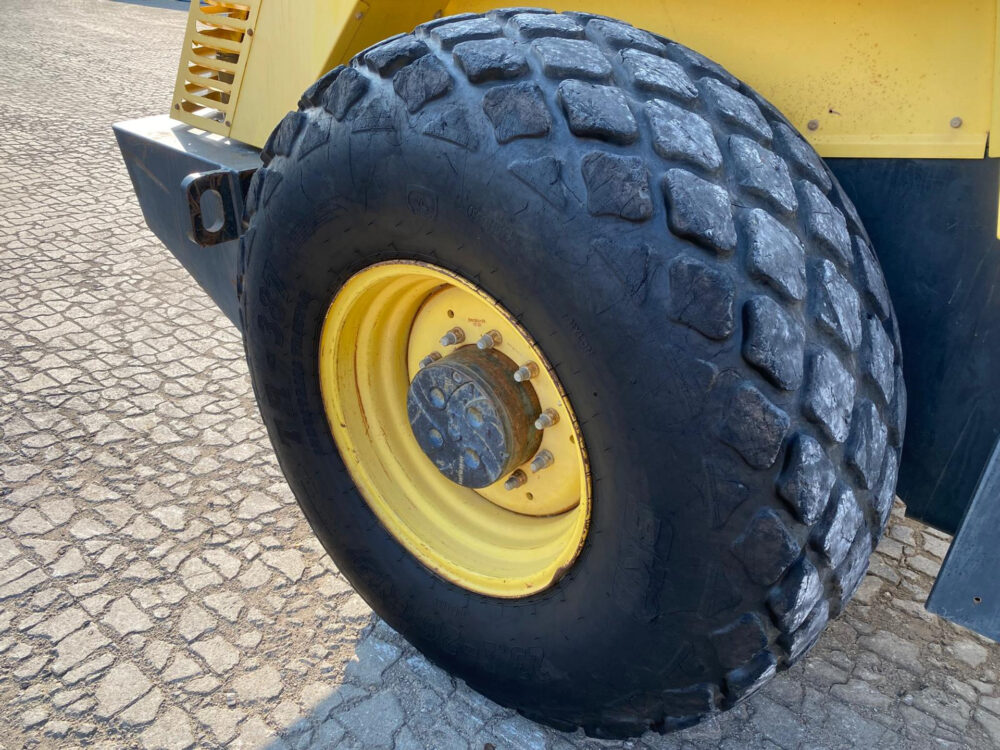 Bomag BW 216-D3 wals