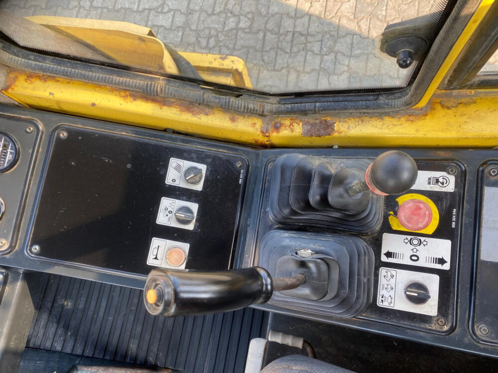 Bomag BW 216-D3 wals
