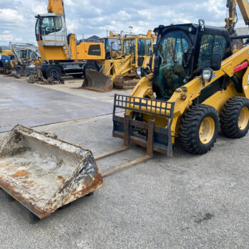 Caterpillar 262D3 schranklader