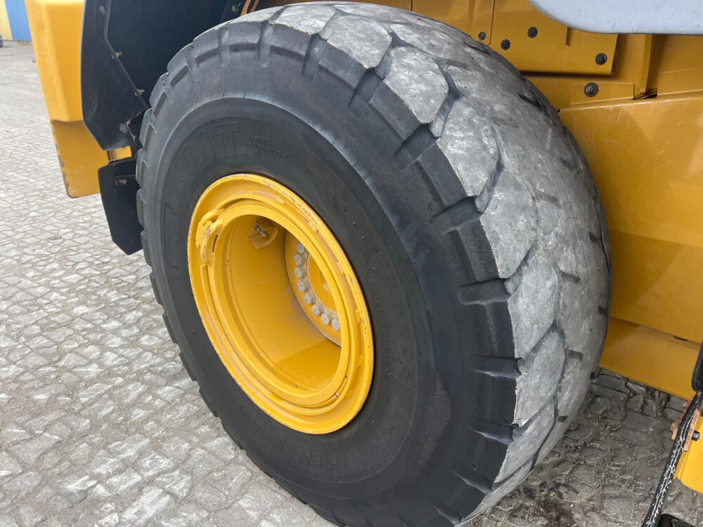Caterpillar 962 M wiellader