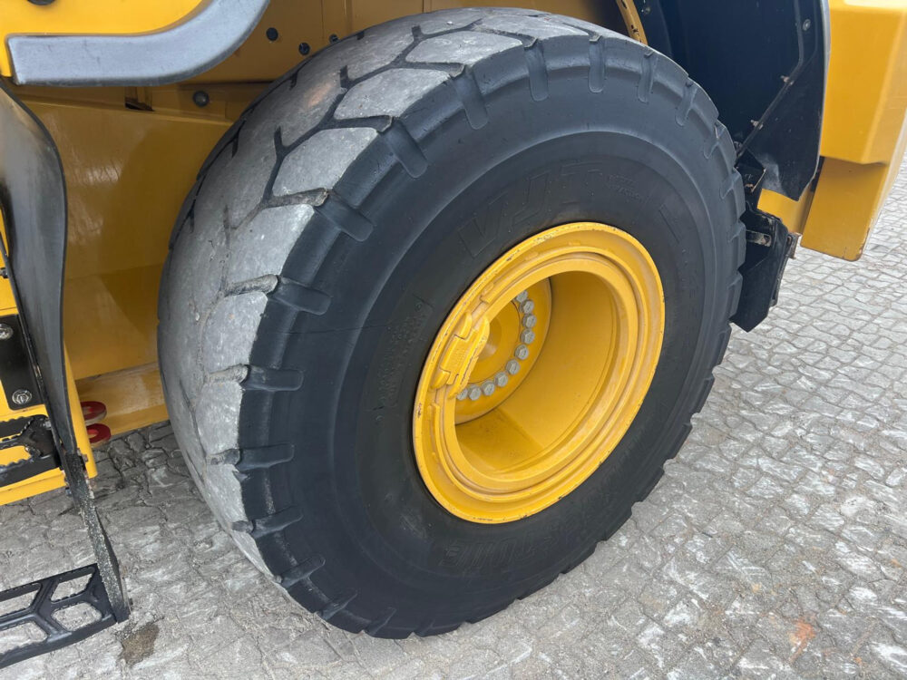 Caterpillar 962 M wiellader