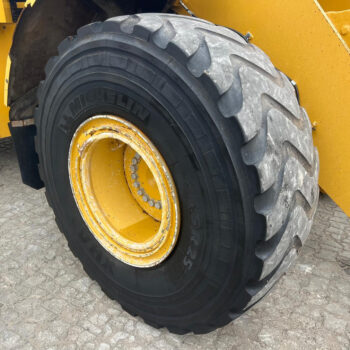 Caterpillar 962 M wiellader