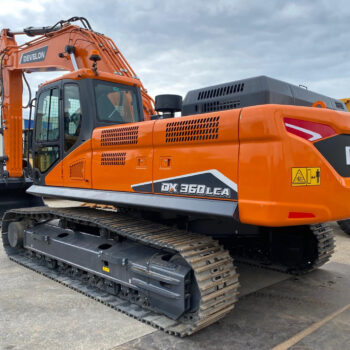 Develon Doosan DX360 LCA 7M Graafmachine