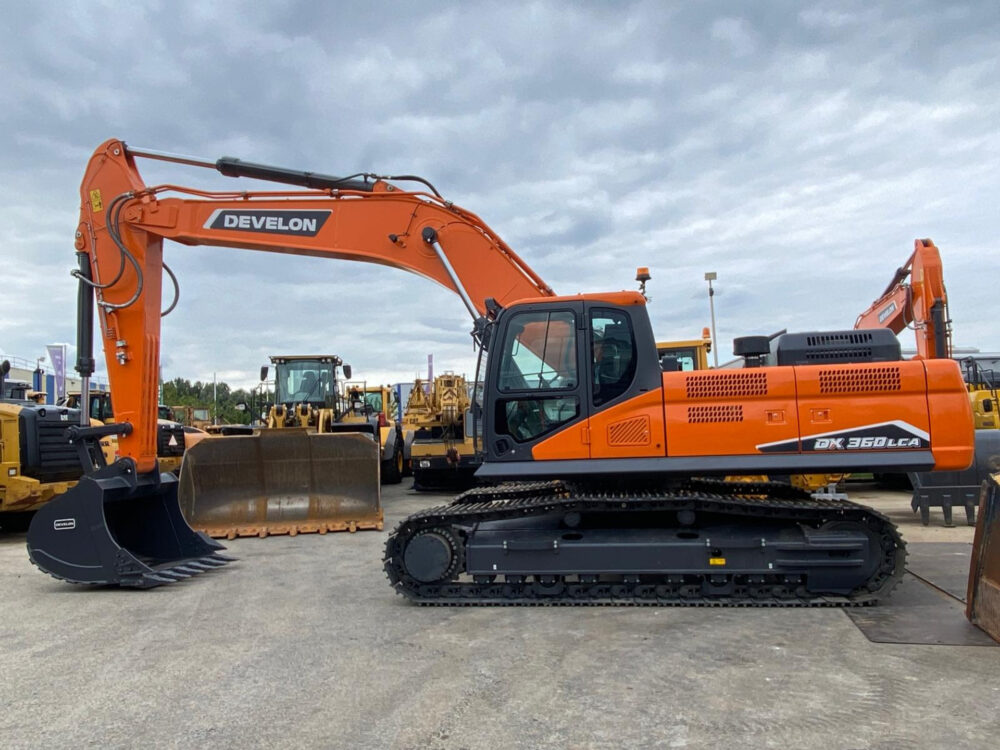 Develon Doosan DX360 LCA 7M Graafmachine