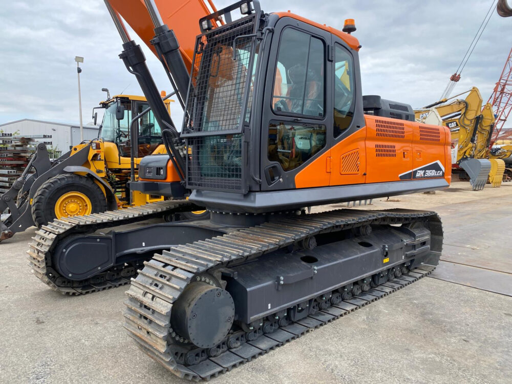 Develon Doosan DX360 LCA 7M Graafmachine